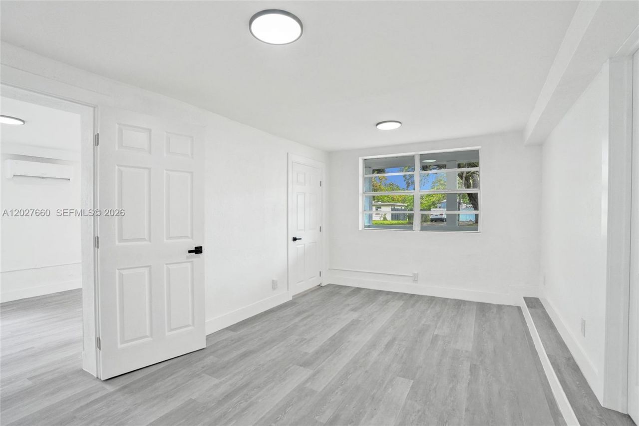 112 Edmund Rd , West Park, FL 33023 Photo