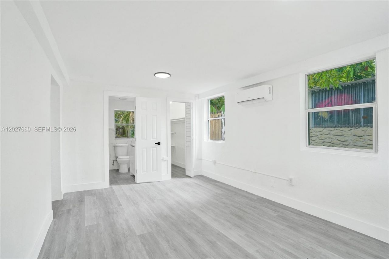 112 Edmund Rd , West Park, FL 33023 Photo