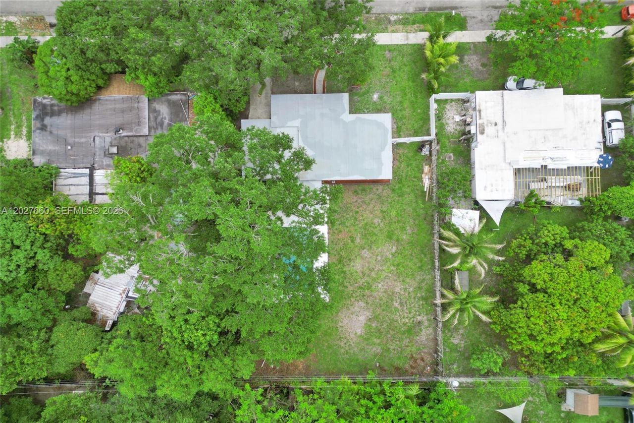 112 Edmund Rd , West Park, FL 33023 Photo