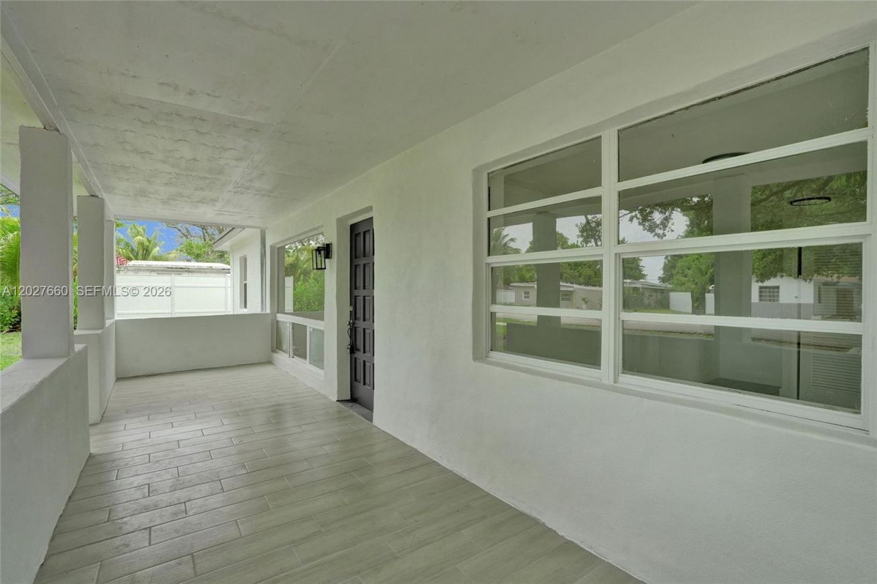 112 Edmund Rd , West Park, FL 33023 Photo