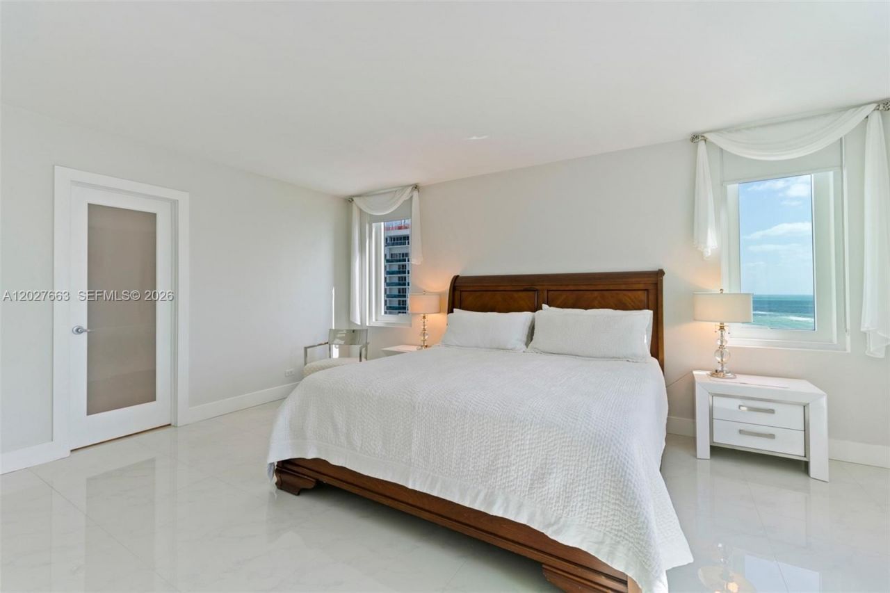 2301 Collins Ave, Unit 1210, Miami Beach, FL 33139 Photo