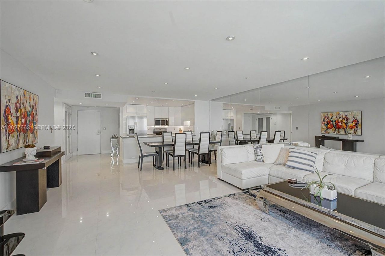 2301 Collins Ave, Unit 1210, Miami Beach, FL 33139 Photo