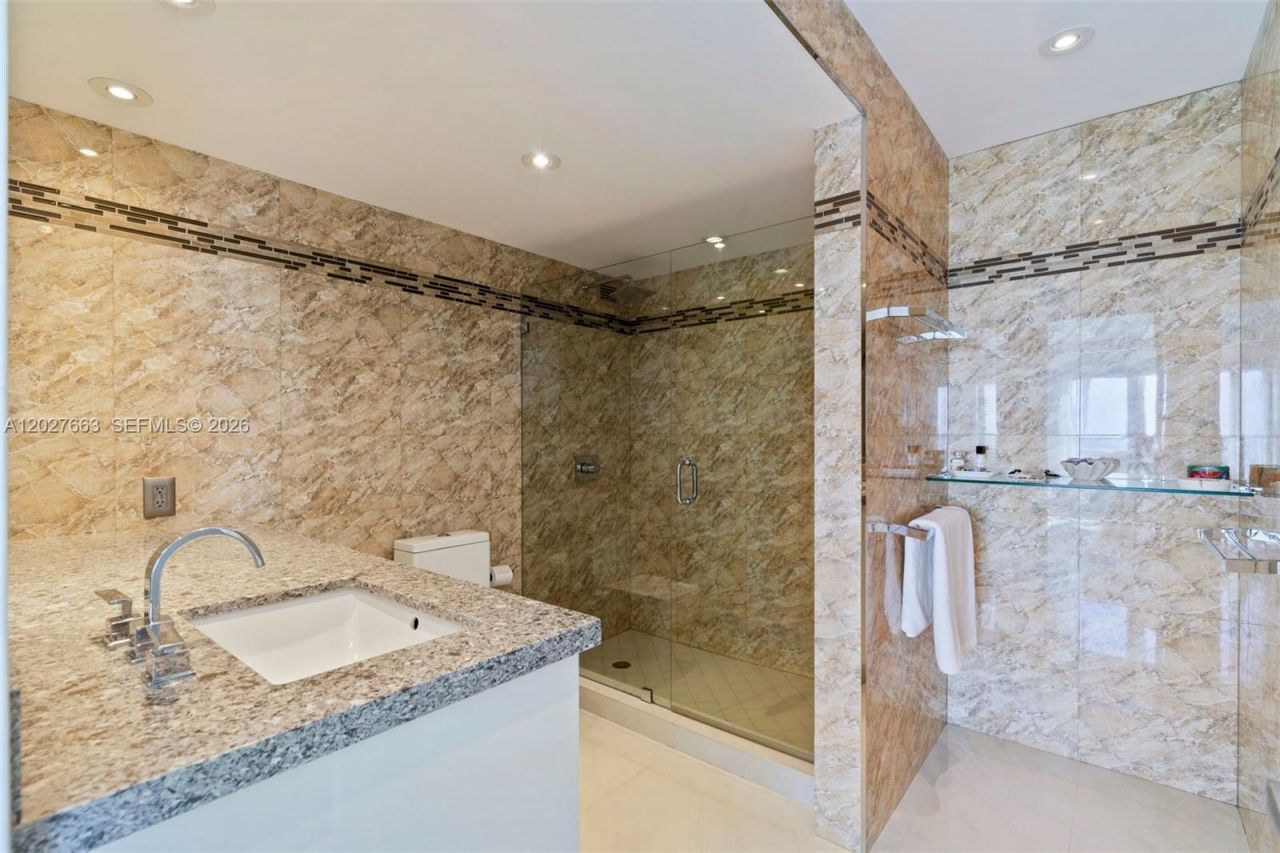 2301 Collins Ave, Unit 1210, Miami Beach, FL 33139 Photo