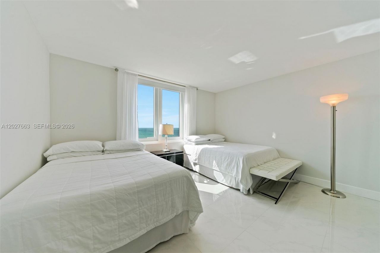 2301 Collins Ave , Unit 1210, Miami Beach, FL 33139 Photo