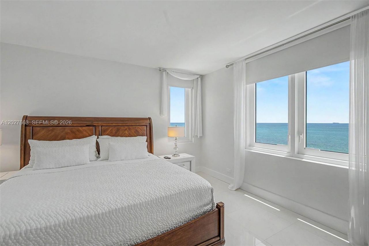 2301 Collins Ave, Unit 1210, Miami Beach, FL 33139 Photo