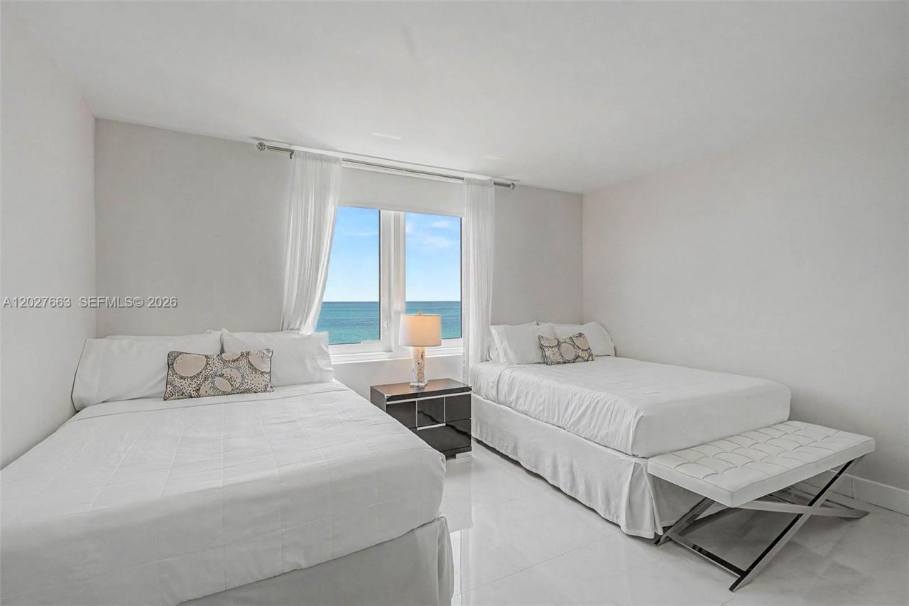 2301 Collins Ave, Unit 1210, Miami Beach, FL 33139 Photo