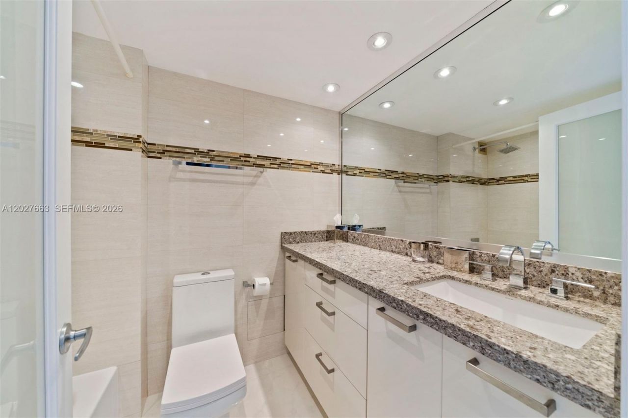 2301 Collins Ave , Unit 1210, Miami Beach, FL 33139 Photo