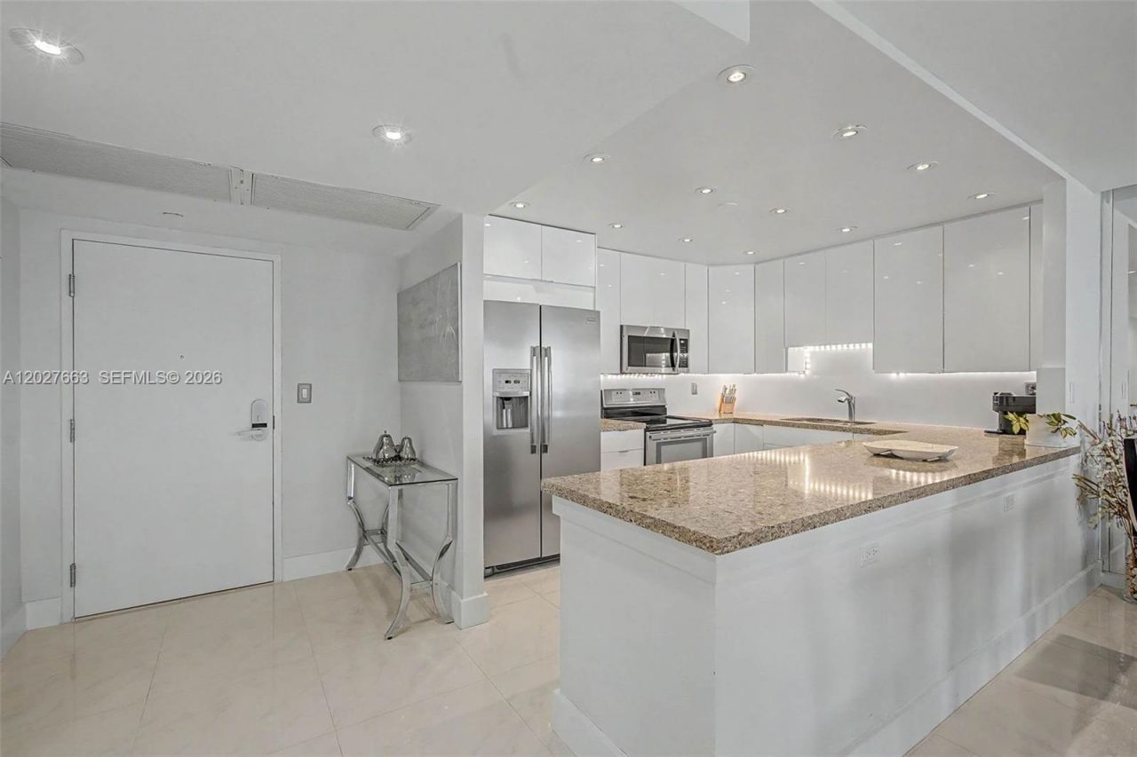 2301 Collins Ave, Unit 1210, Miami Beach, FL 33139 Photo