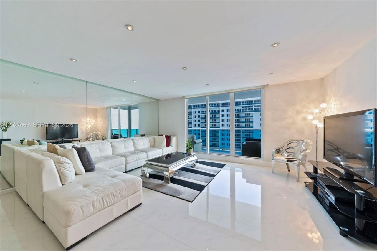 2301 Collins Ave, Unit 1210, Miami Beach, FL 33139 Photo