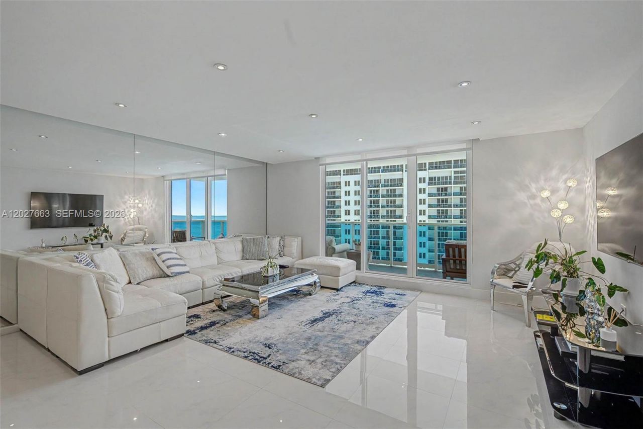 2301 Collins Ave, Unit 1210, Miami Beach, FL 33139 Photo