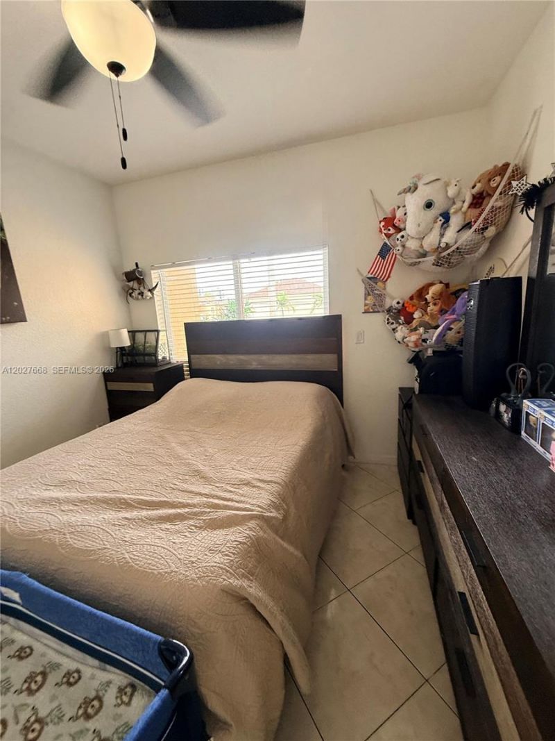 340 E 5th St , Unit 202, Hialeah, FL 33010 Photo
