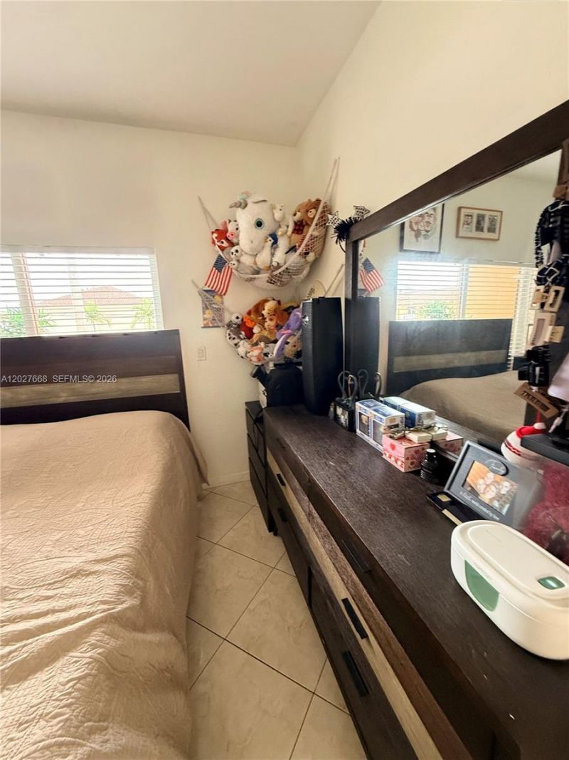 340 E 5th St , Unit 202, Hialeah, FL 33010 Photo