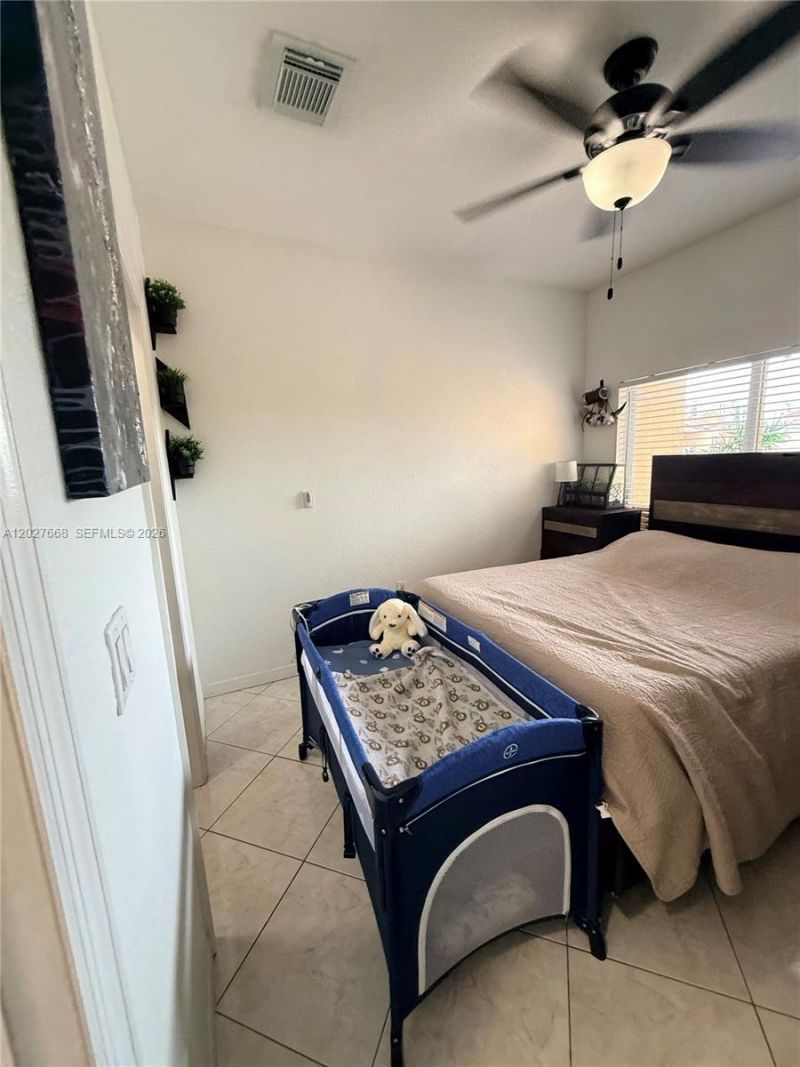 340 E 5th St , Unit 202, Hialeah, FL 33010 Photo
