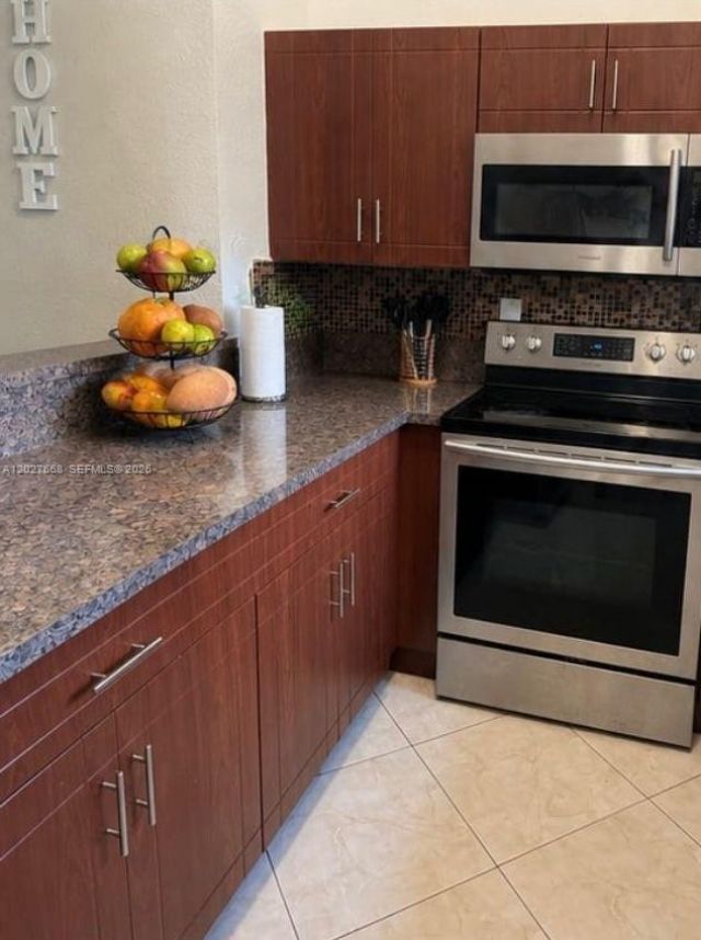 340 E 5th St , Unit 202, Hialeah, FL 33010 Photo