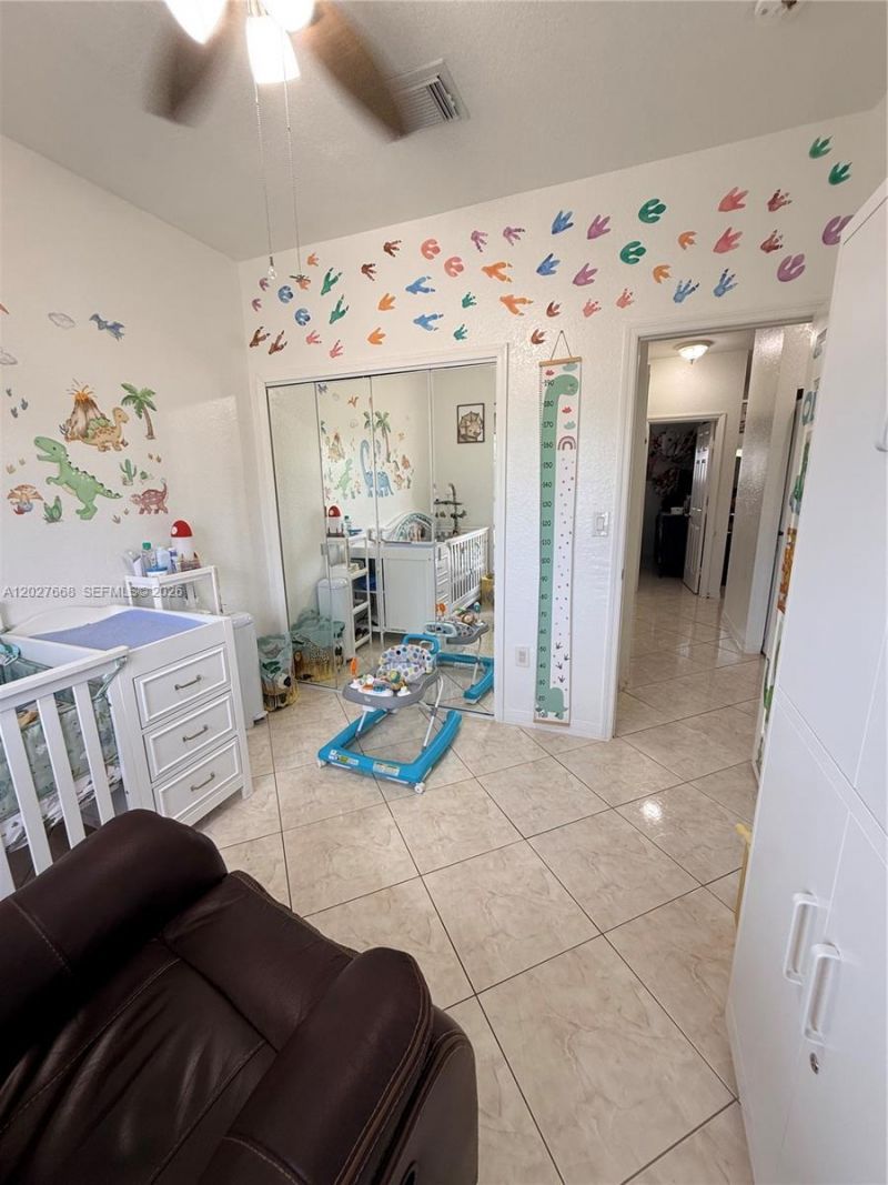 340 E 5th St , Unit 202, Hialeah, FL 33010 Photo