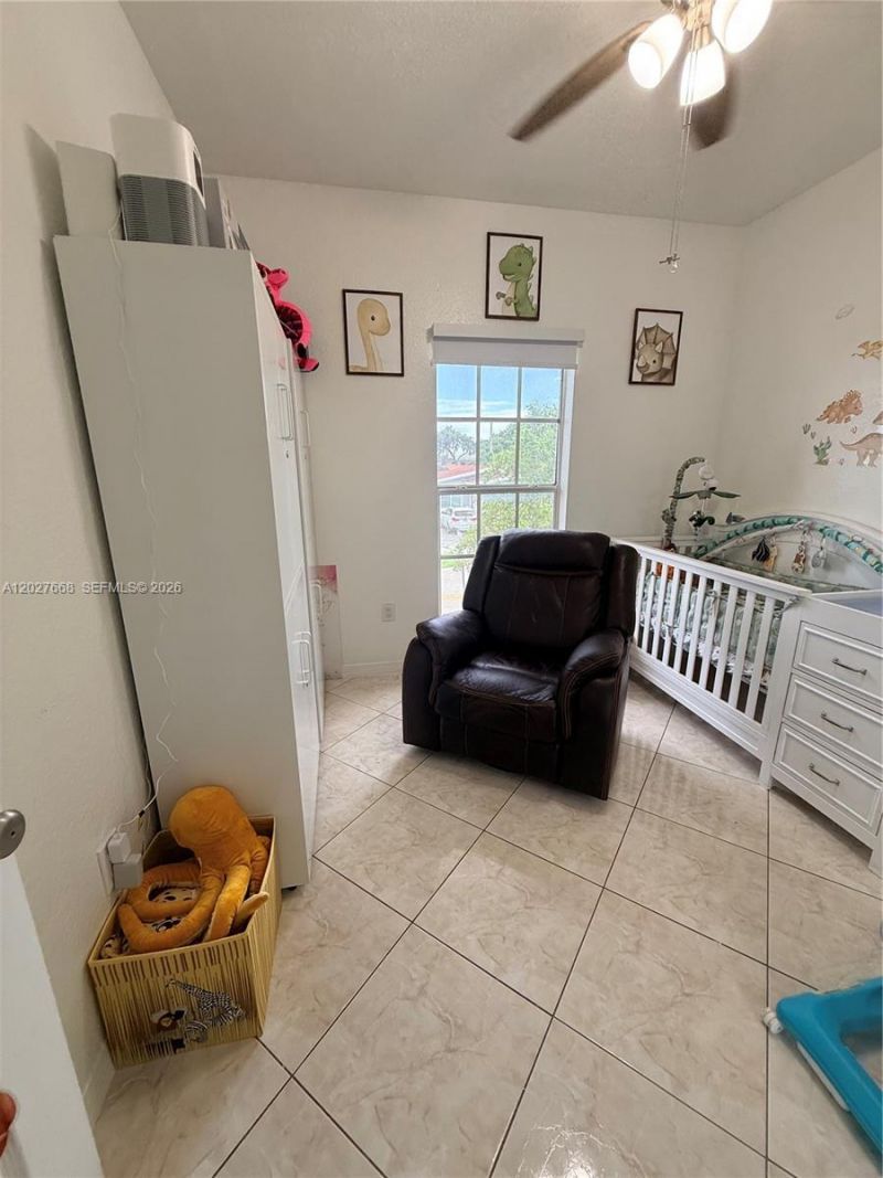 340 E 5th St , Unit 202, Hialeah, FL 33010 Photo