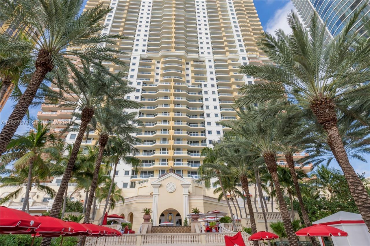 17875 Collins Ave , Unit 1906, Sunny Isles Beach, FL 33160 Photo
