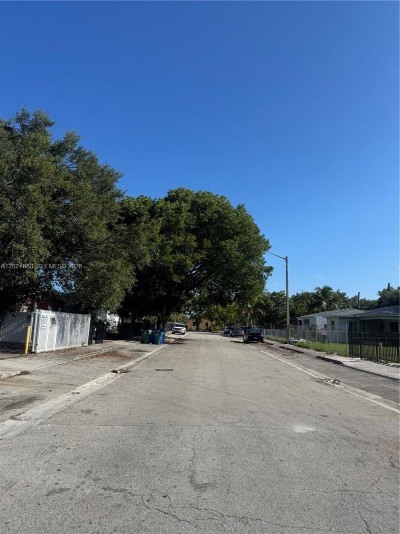 6800 NW 2 Ct , Miami, FL 33150 Photo