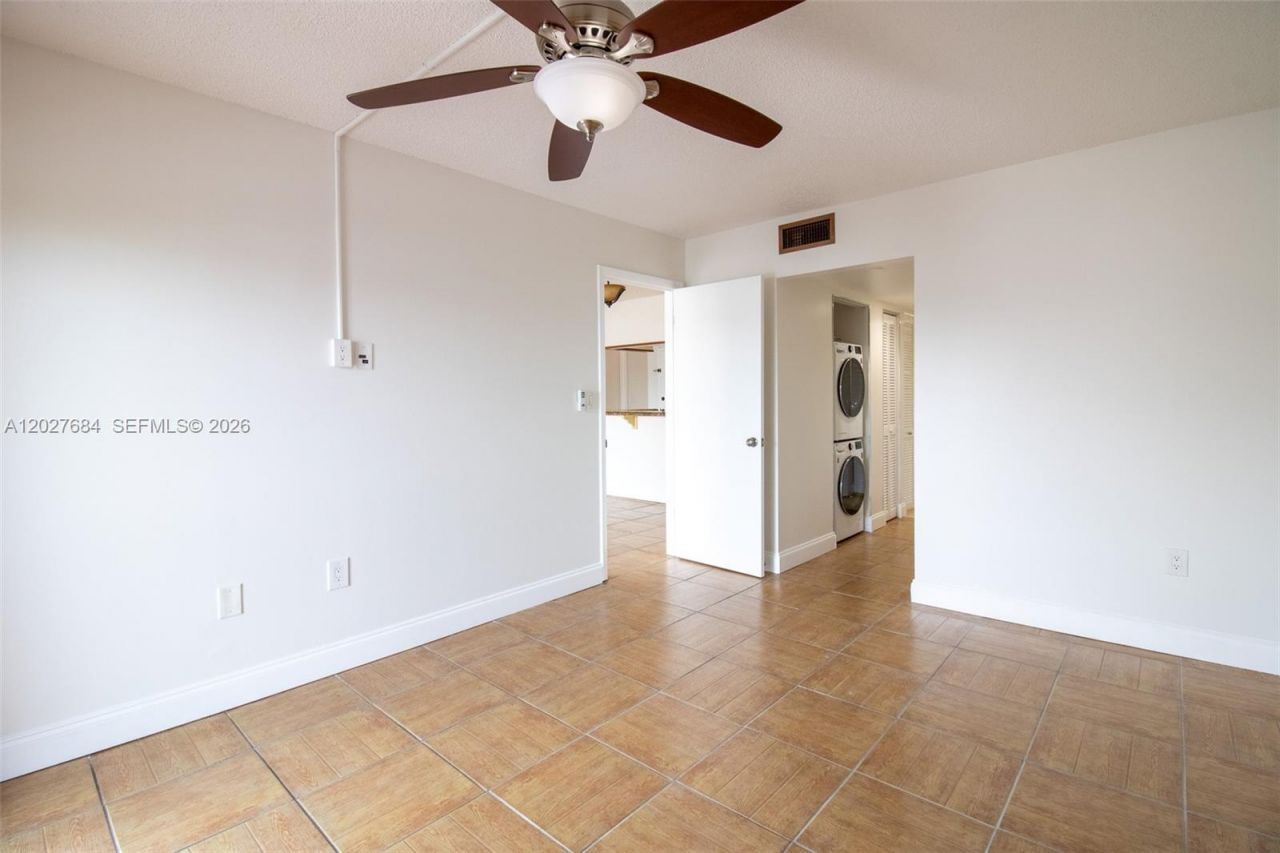 995 SW 84th Ave , Unit 408, Miami, FL 33144 Photo