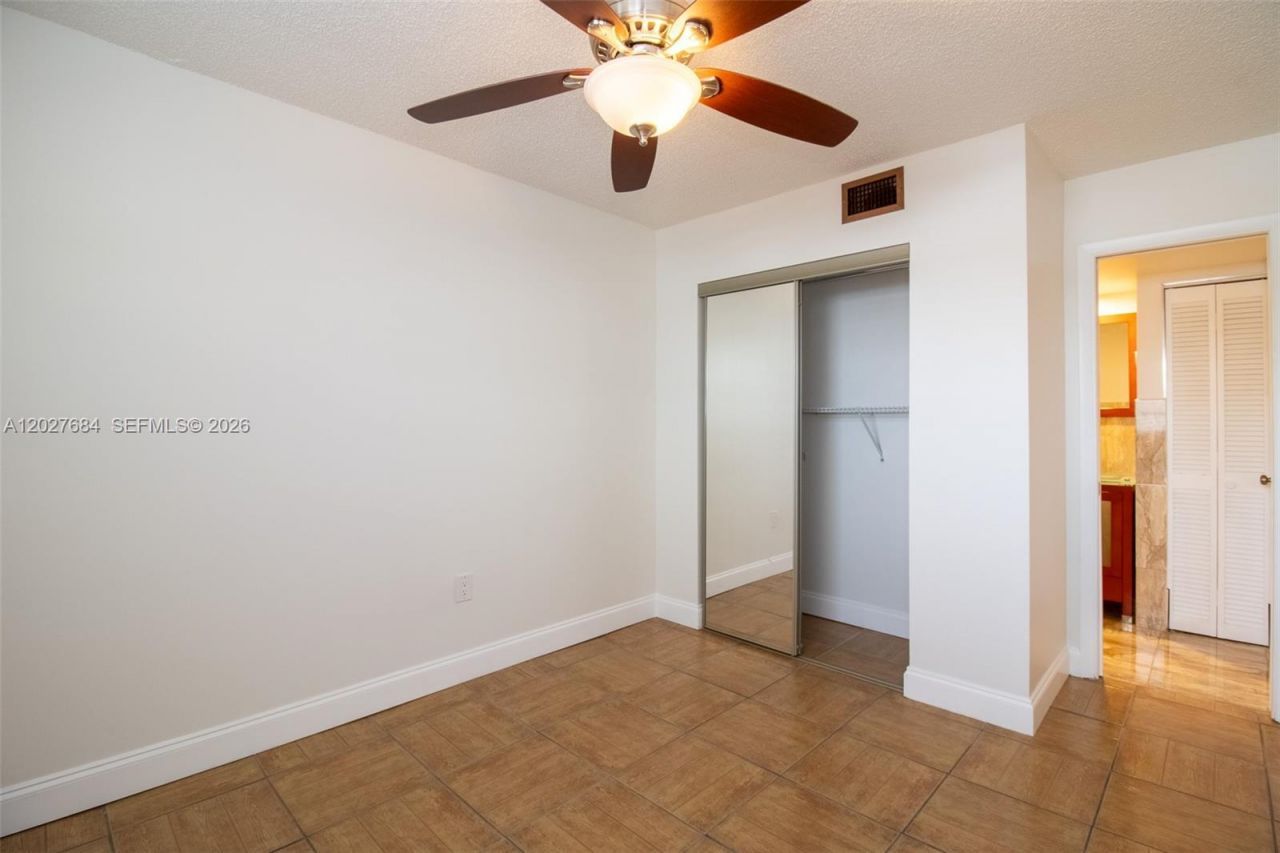 995 SW 84th Ave , Unit 408, Miami, FL 33144 Photo