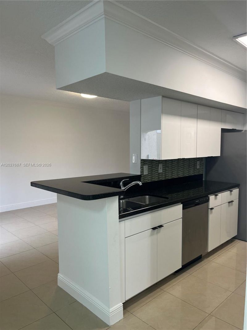 11700 SW 2nd St , Unit 13107, Pembroke Pines, FL 33025 Photo