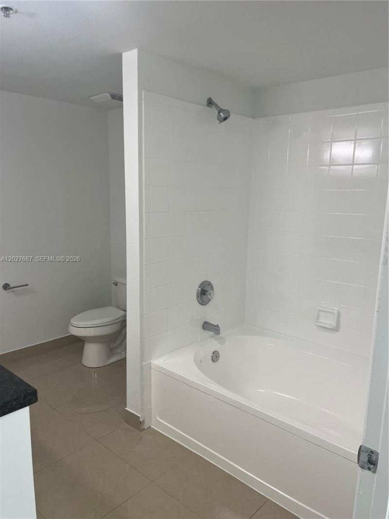 11700 SW 2nd St , Unit 13107, Pembroke Pines, FL 33025 Photo