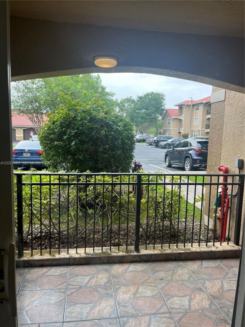 11700 SW 2nd St , Unit 13107, Pembroke Pines, FL 33025 Photo