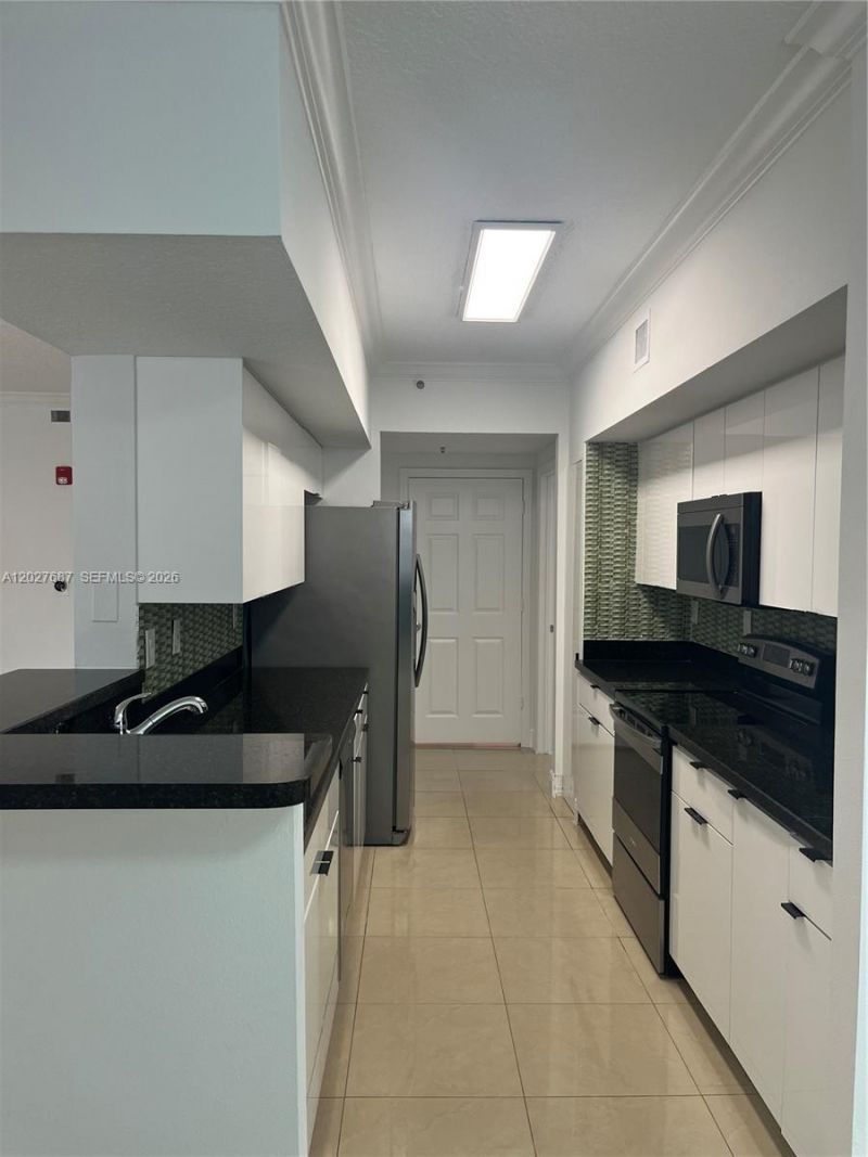 11700 SW 2nd St , Unit 13107, Pembroke Pines, FL 33025 Photo