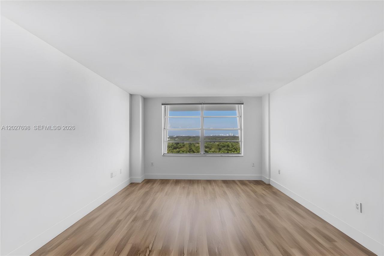 199 Ocean Lane Dr, Unit 1210, Key Biscayne, FL 33149 Photo