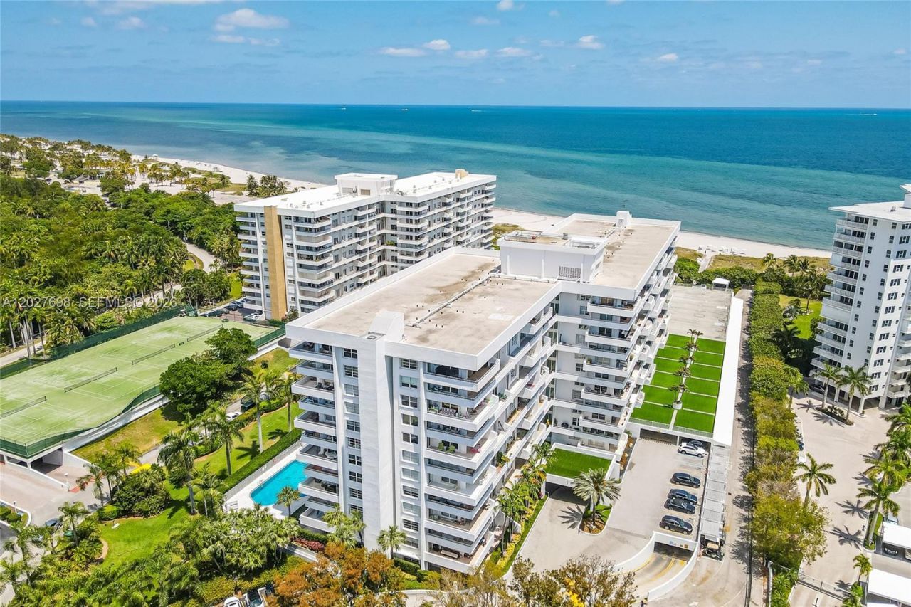 199 Ocean Lane Dr, Unit 1210, Key Biscayne, FL 33149 Photo