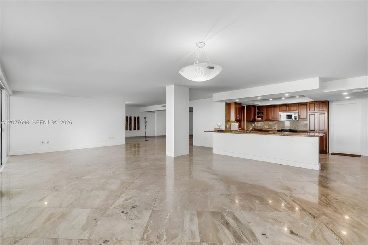 199 Ocean Lane Dr, Unit 1210, Key Biscayne, FL 33149 Photo
