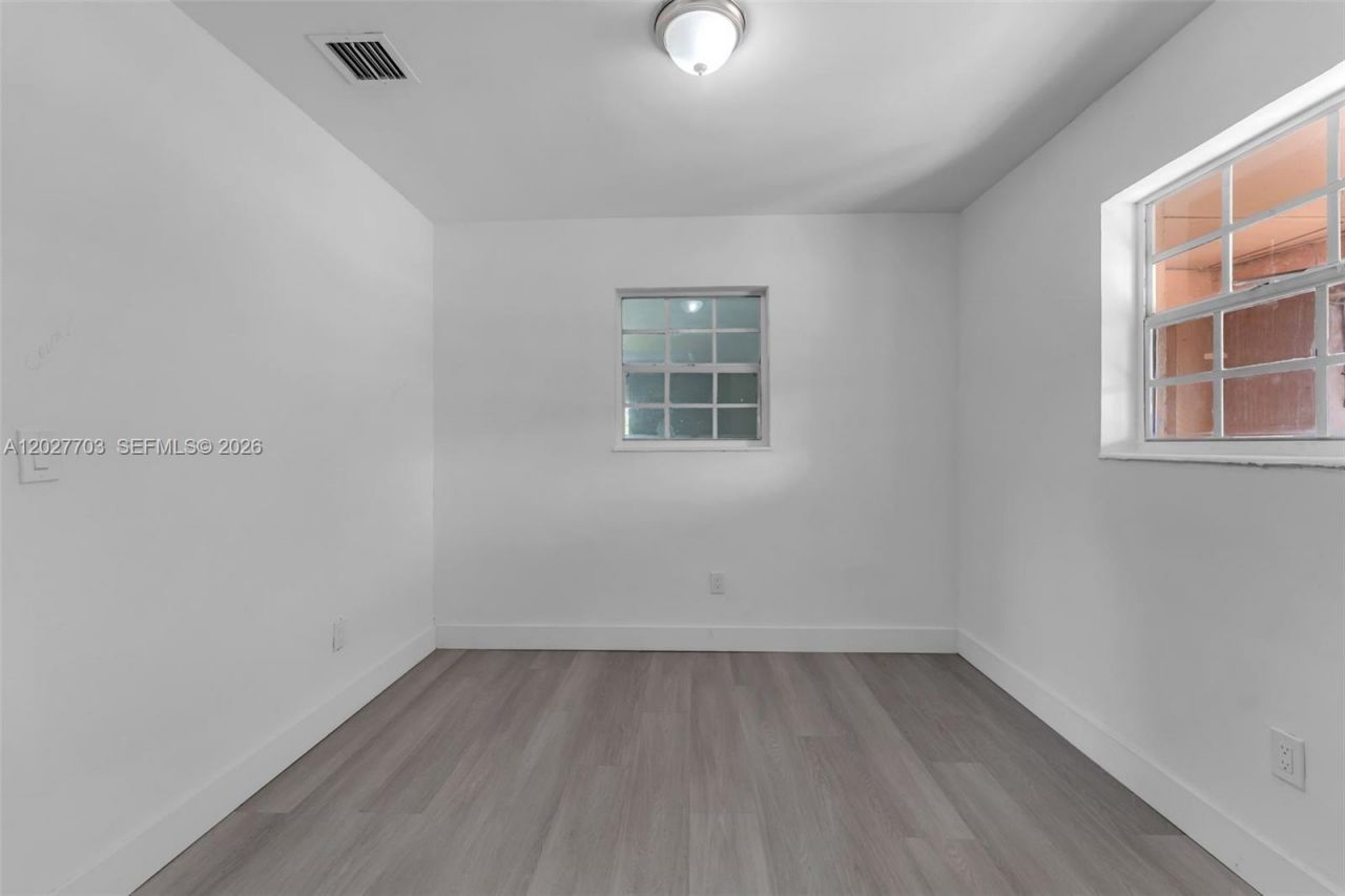 11500 SW 142nd St , Miami, FL 33176 Photo