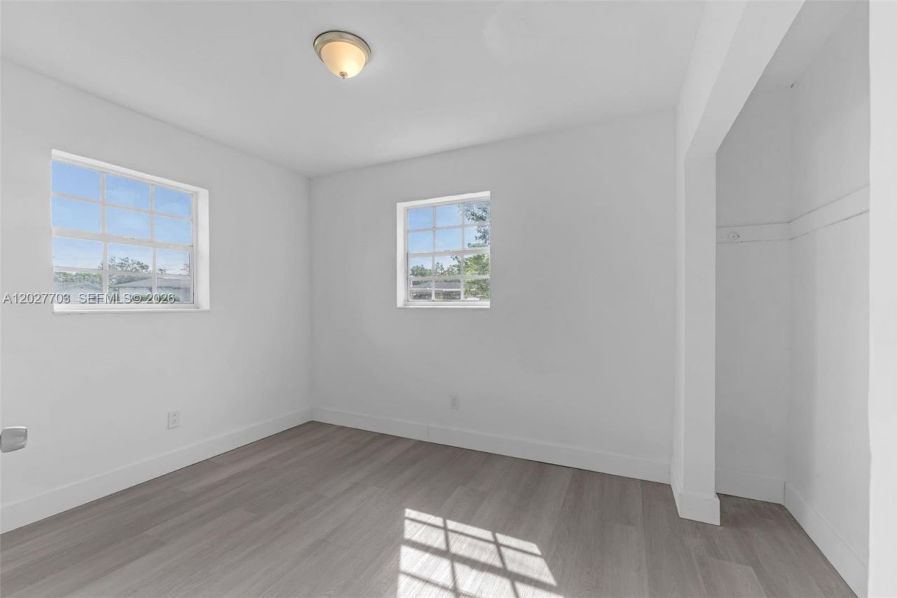 11500 SW 142nd St , Miami, FL 33176 Photo