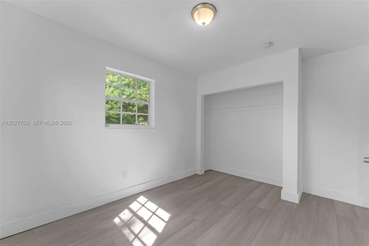 11500 SW 142nd St , Miami, FL 33176 Photo