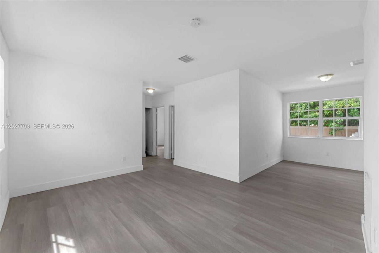 11500 SW 142nd St , Miami, FL 33176 Photo