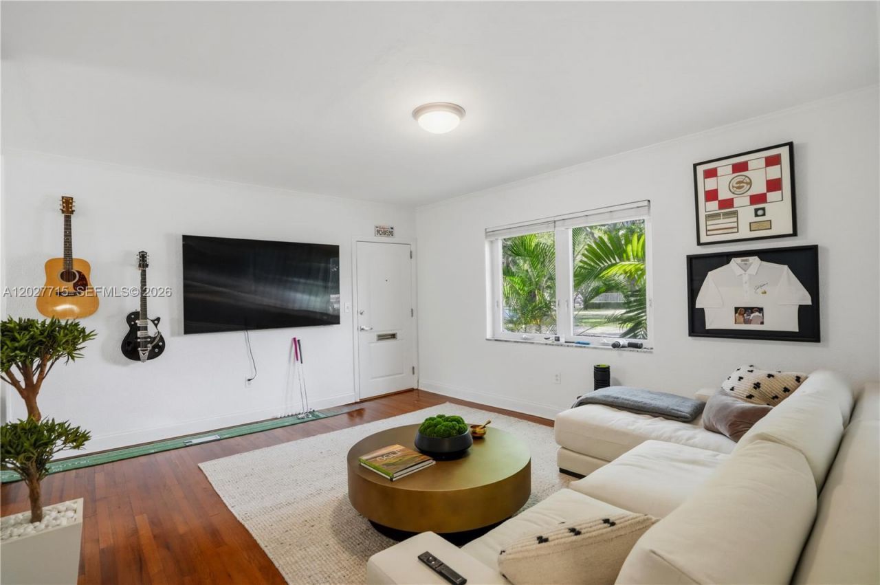 5530 SW 76th St, Unit A, Miami, FL 33143 Photo