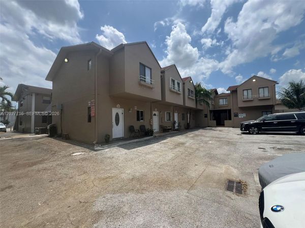 5694 W 25th Ct , Unit 5694, Hialeah, FL 33016