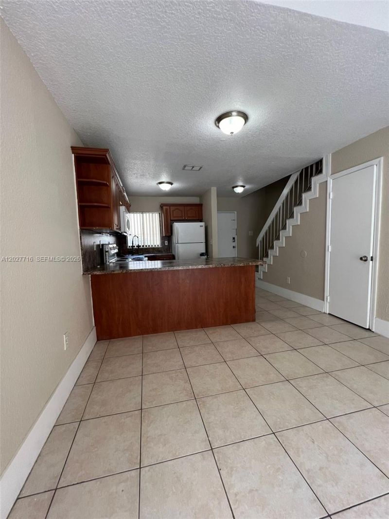 5694 W 25th Ct , Unit 5694, Hialeah, FL 33016 Photo
