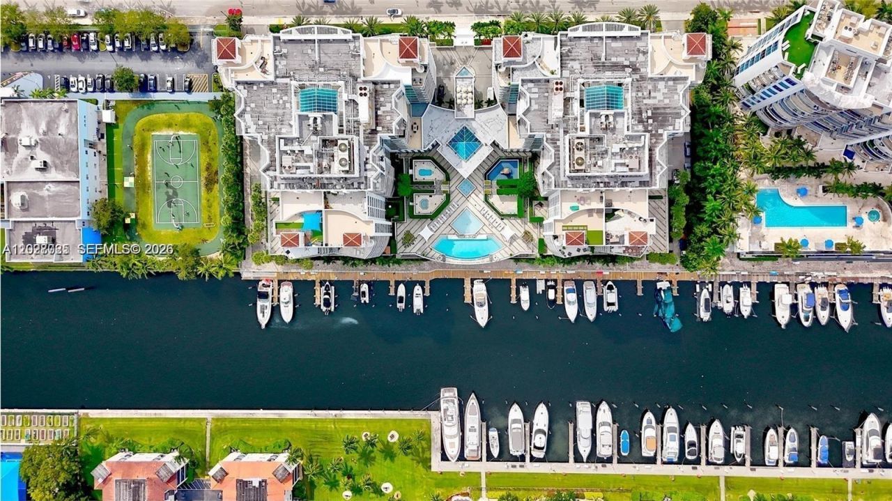3131 NE 188th St , Unit 1-1205, Aventura, FL 33180 Photo