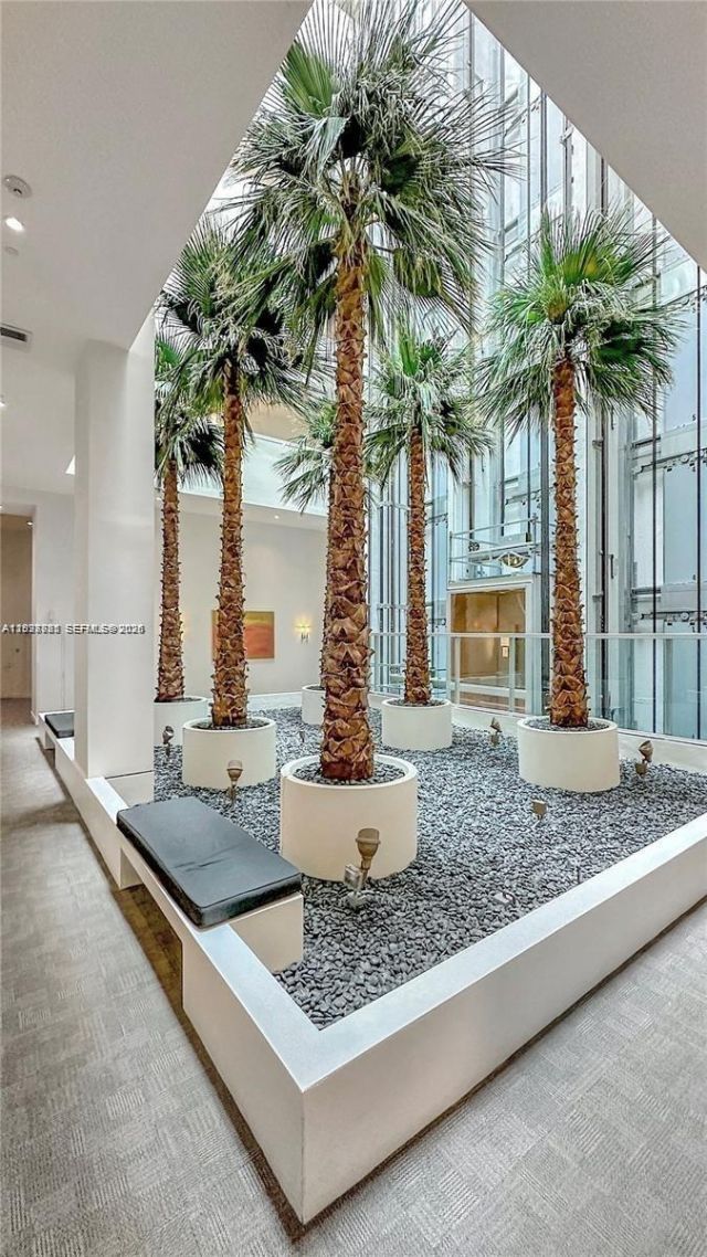 3131 NE 188th St , Unit 1-1205, Aventura, FL 33180 Photo