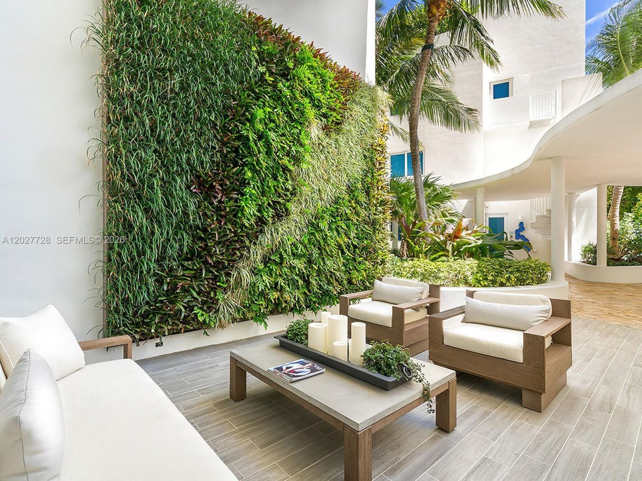 50 S Pointe Dr, Unit 903, Miami Beach, FL 33139 Photo