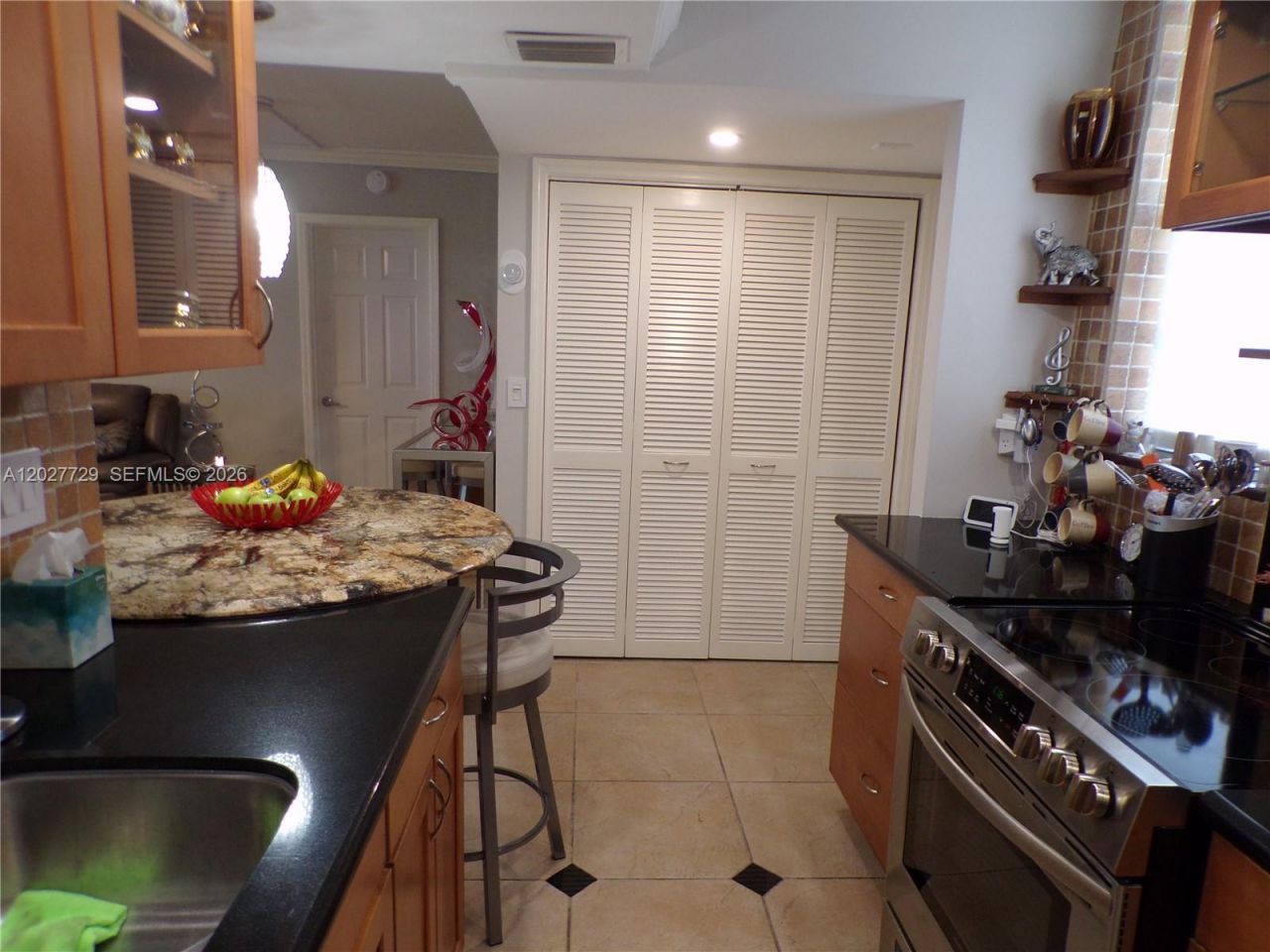 3010 Marcos Dr , Unit R314, Aventura, FL 33160 Photo