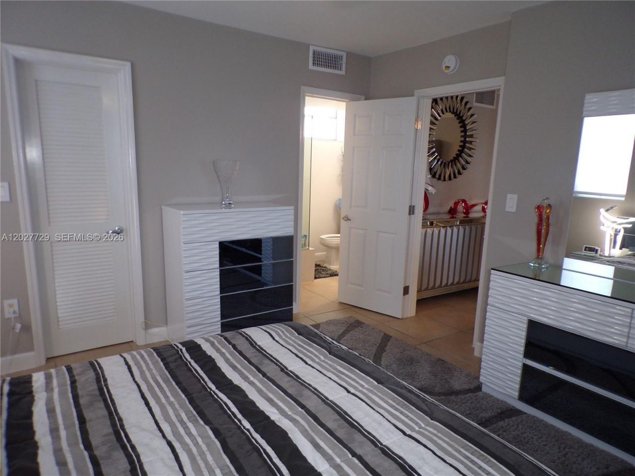 3010 Marcos Dr , Unit R314, Aventura, FL 33160 Photo