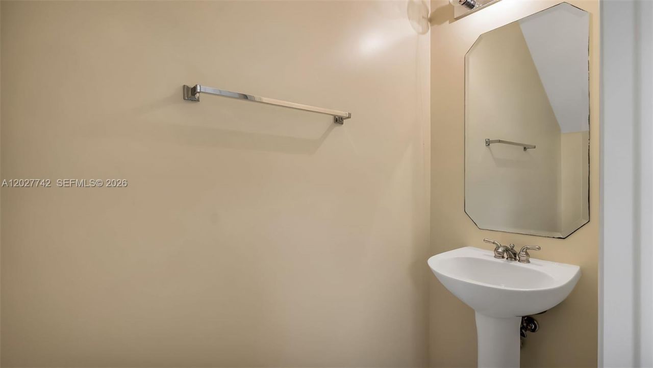 8320 Via Serena, Boca Raton, FL 33433 Photo