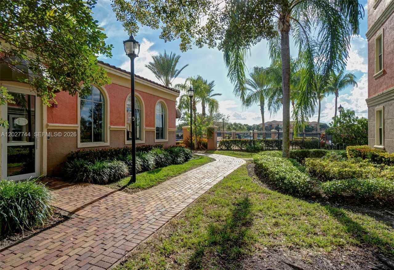 4404 SW 160th Ave , Unit 833, Miramar, FL 33027 Photo