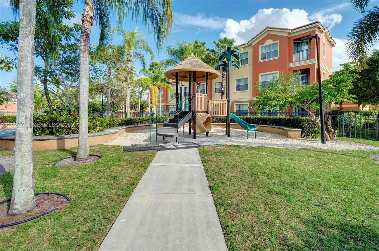 4404 SW 160th Ave , Unit 833, Miramar, FL 33027 Photo