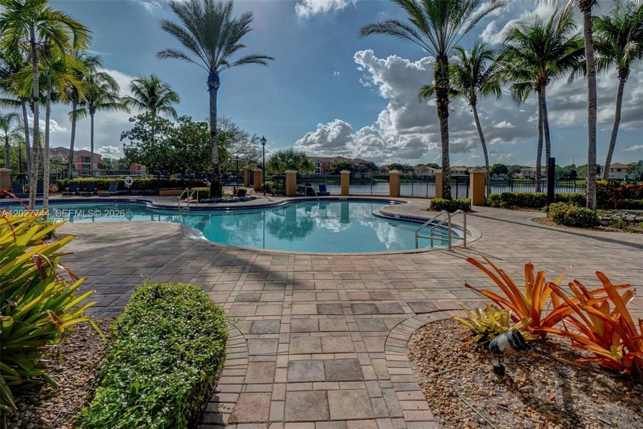 4404 SW 160th Ave , Unit 833, Miramar, FL 33027 Photo