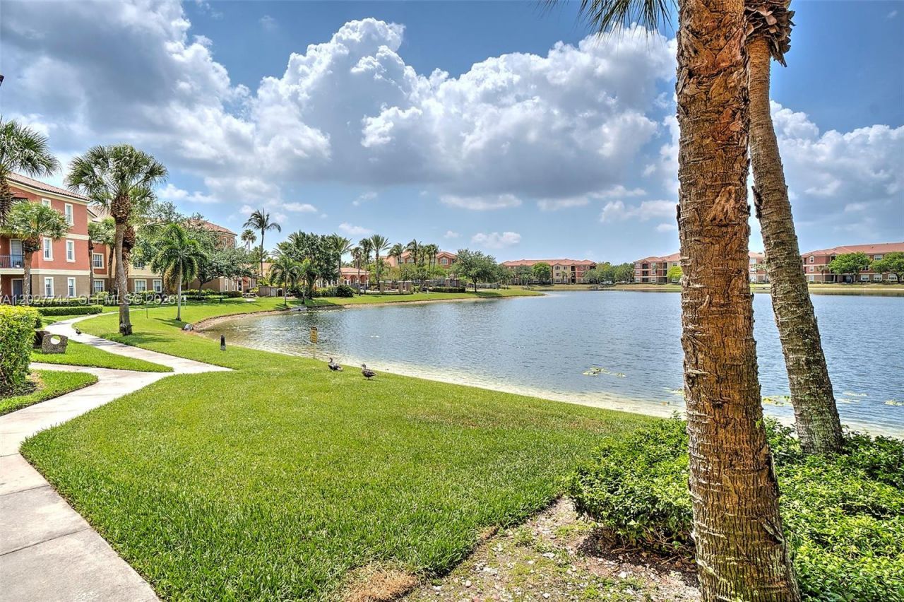 4404 SW 160th Ave , Unit 833, Miramar, FL 33027 Photo