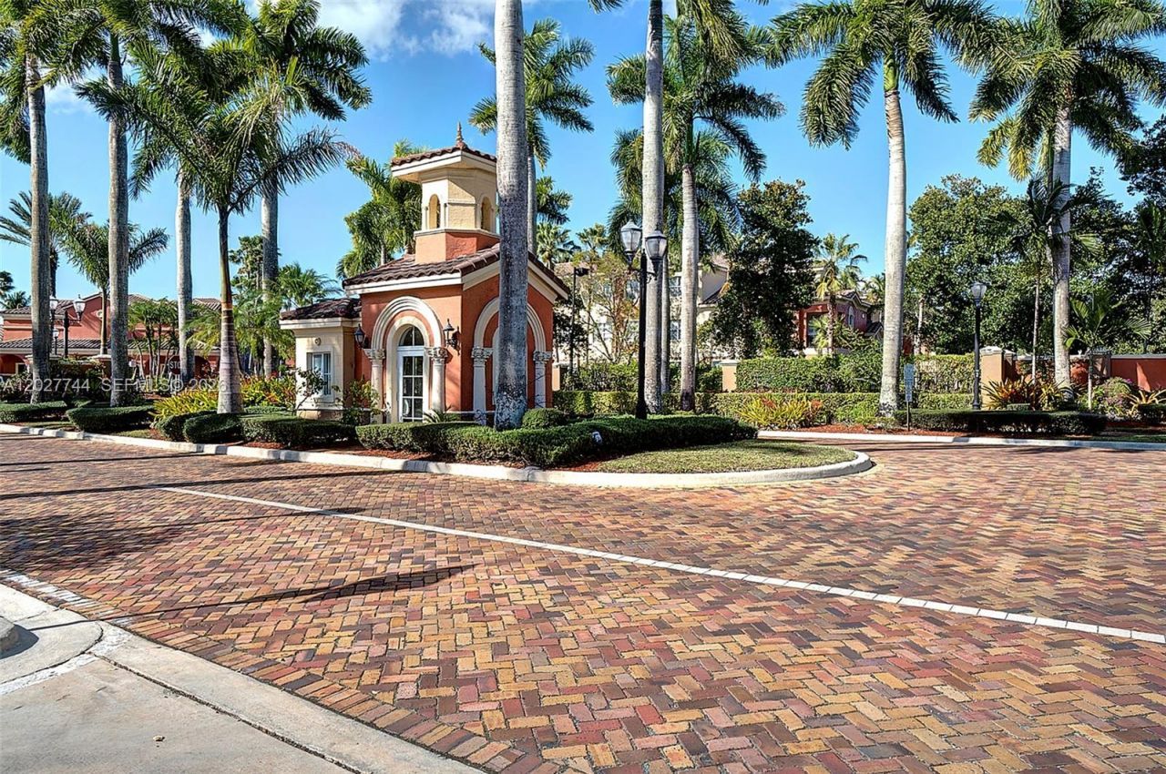 4404 SW 160th Ave , Unit 833, Miramar, FL 33027 Photo