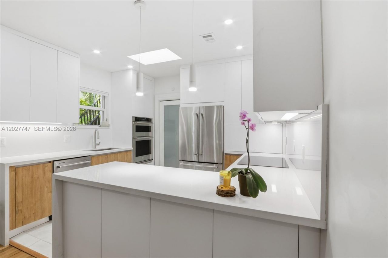 1215 Madrid St , Coral Gables, FL 33134 Photo